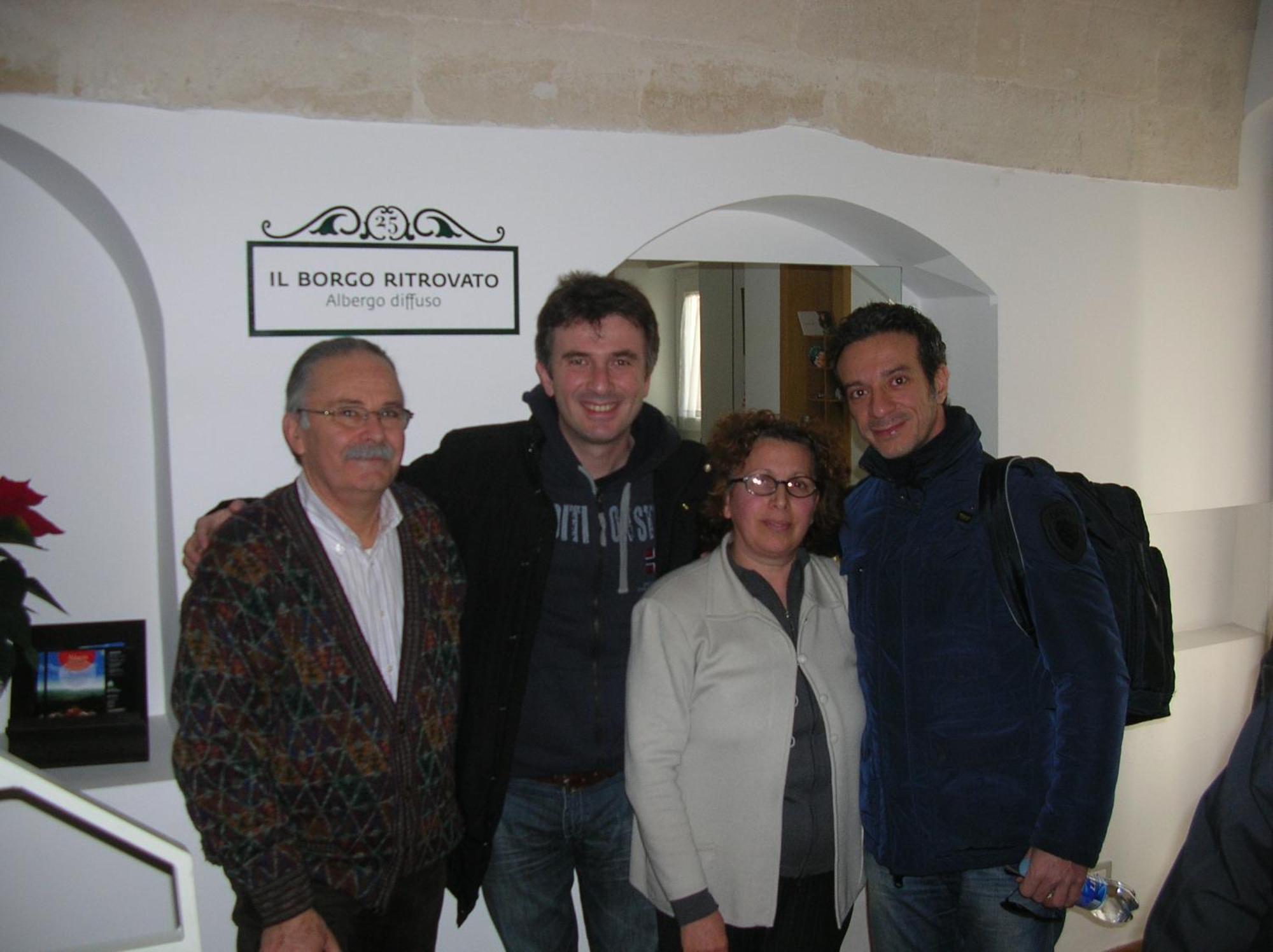 Il Borgo Ritrovato - Albergo Diffuso 蒙泰斯卡廖索 外观 照片